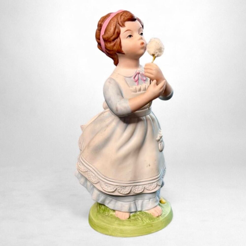 1982 Avon "Wishful Thoughts" Hand Painted Vintage Porcelain Figurine 6in
